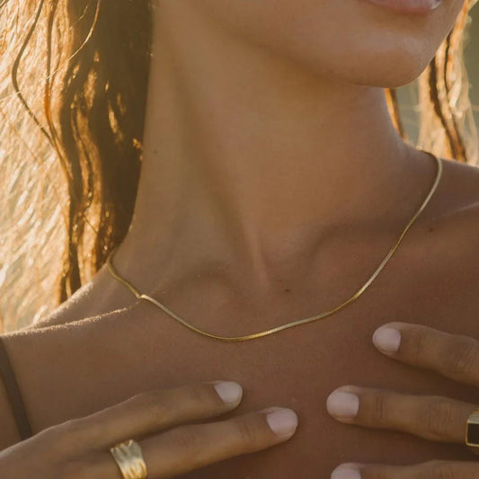 Céleste | Choker Carré en Or Serpent